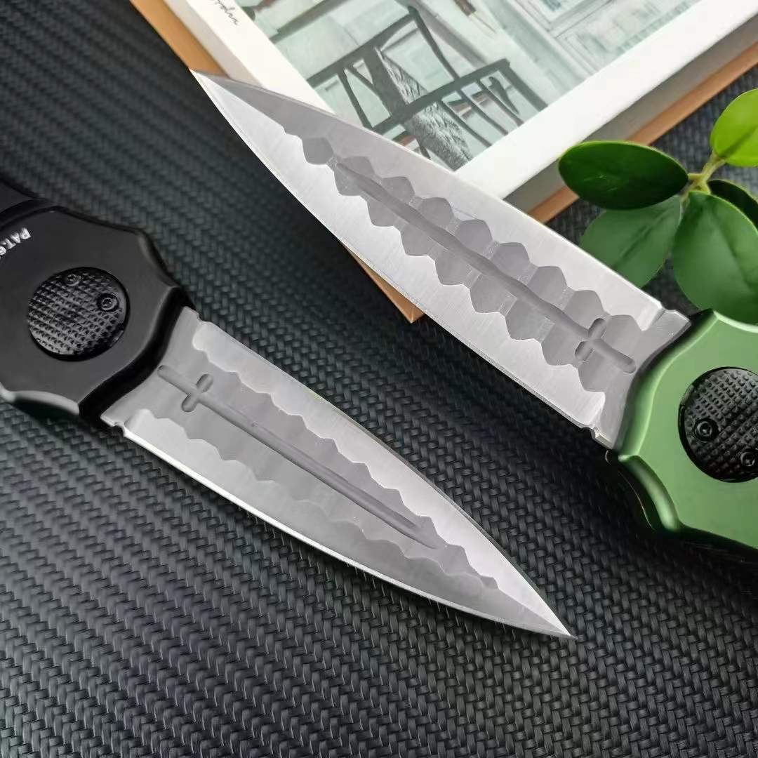 Piranha Series Gravity Knife