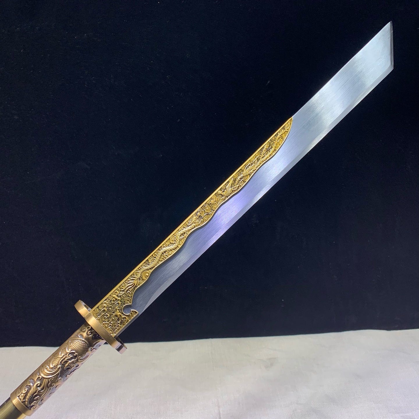 Golden Armor Integrated Mo Dao (Tang Dynasty Long-Handle Weapon)