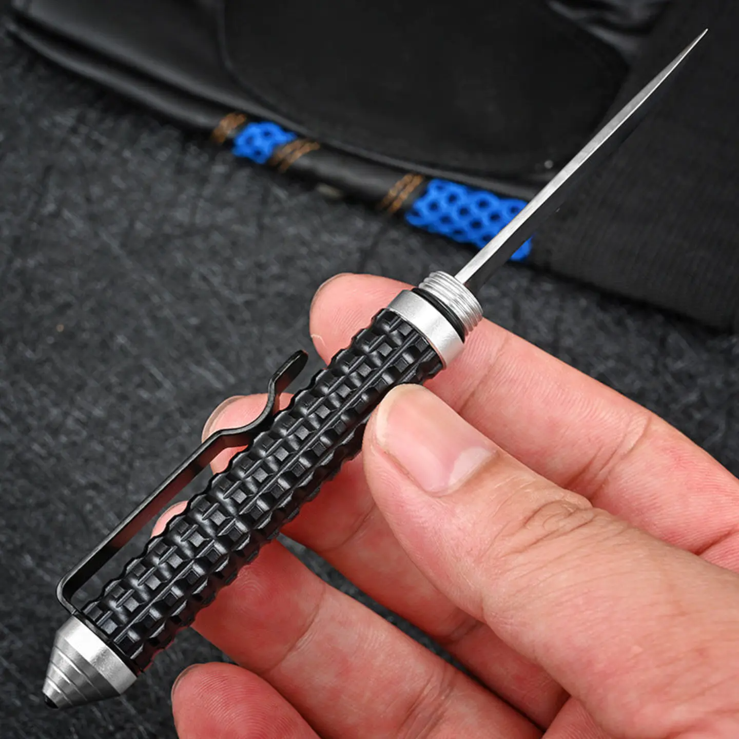 Mini pen knife