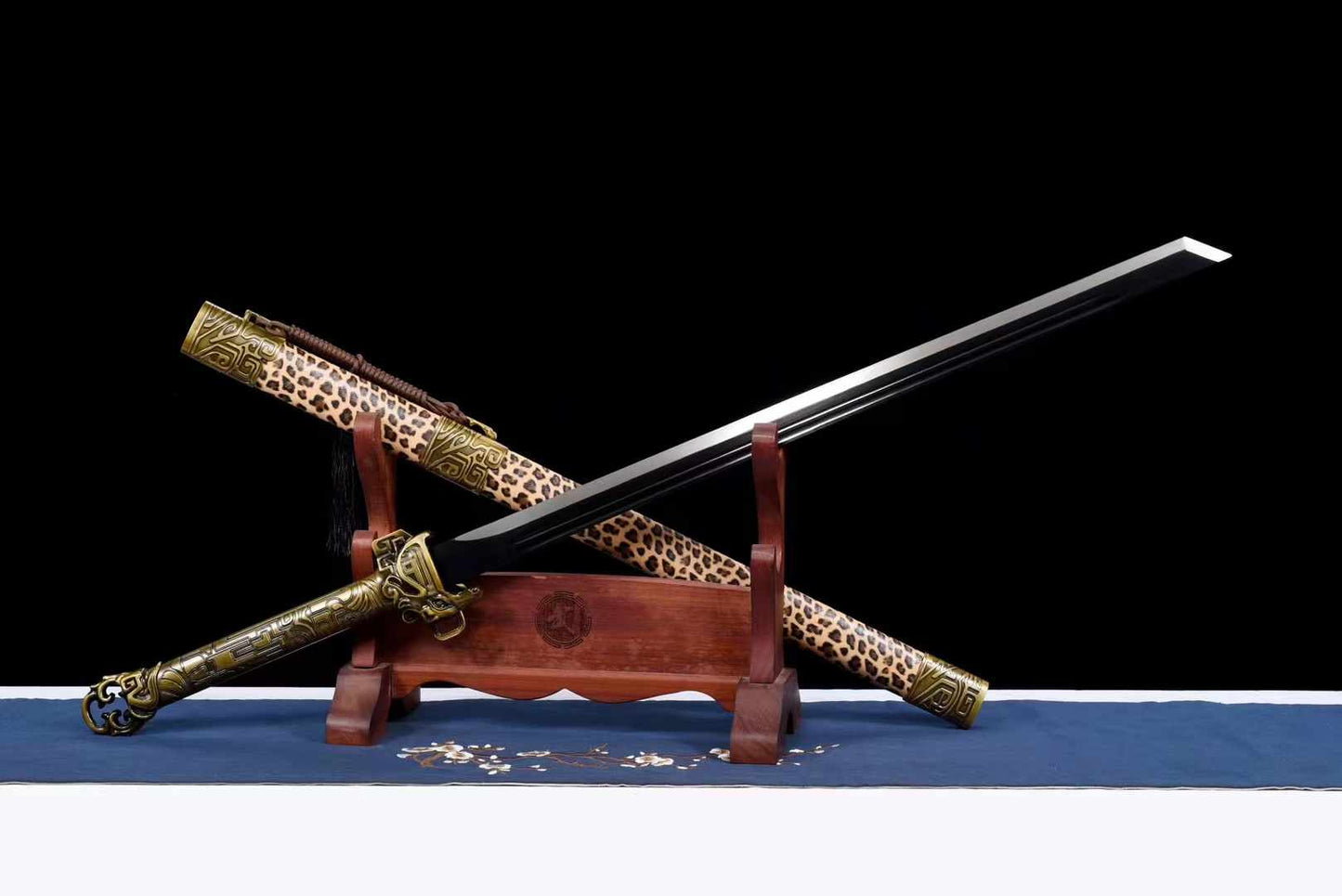 Tiger and Leopard Tang Sword