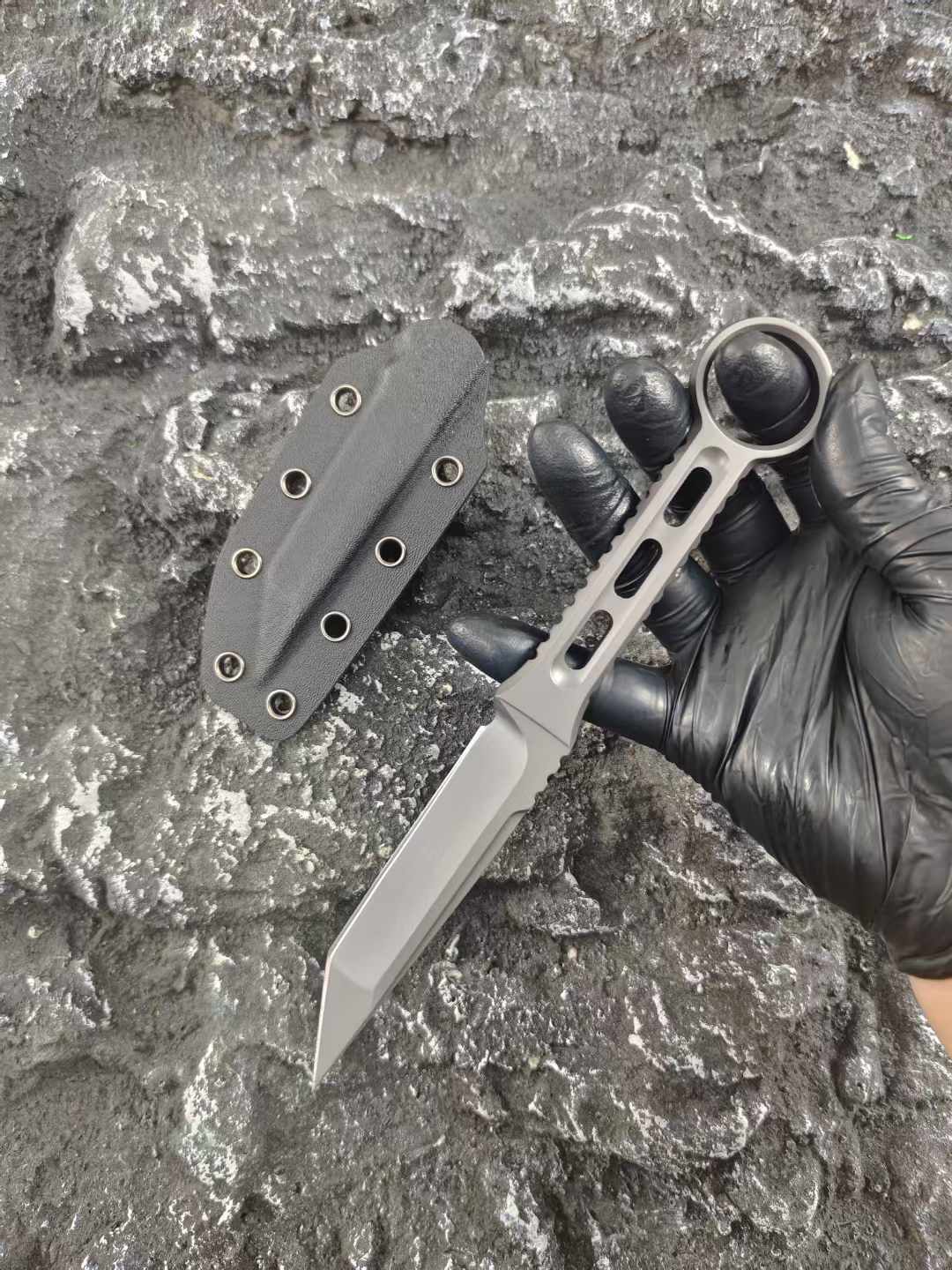 Titanium Alloy T-Ray Dagger