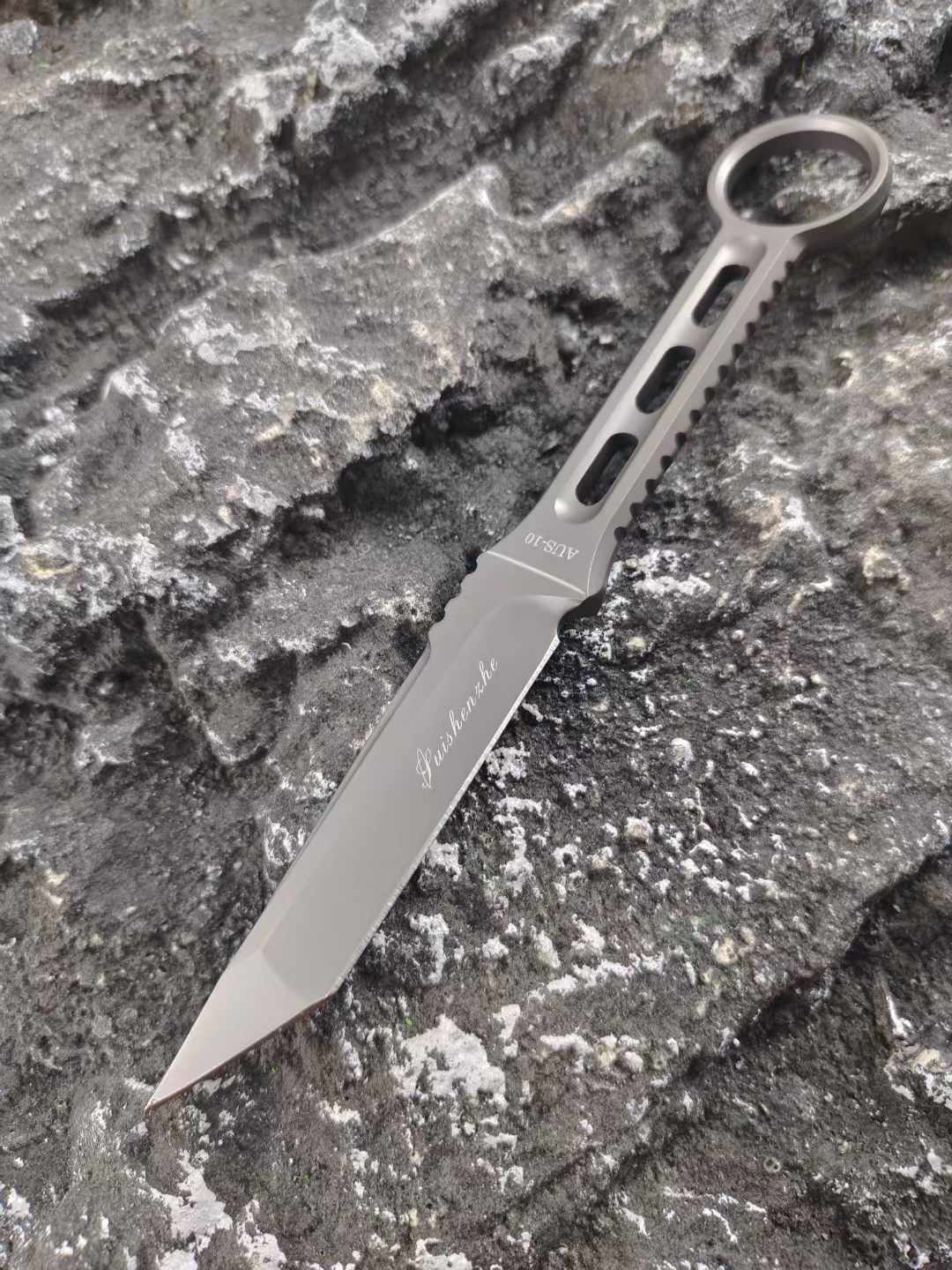 Titanium Alloy T-Ray Dagger